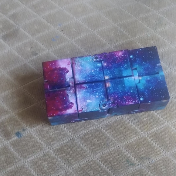 Infinity Cube - Picture 3 of 3